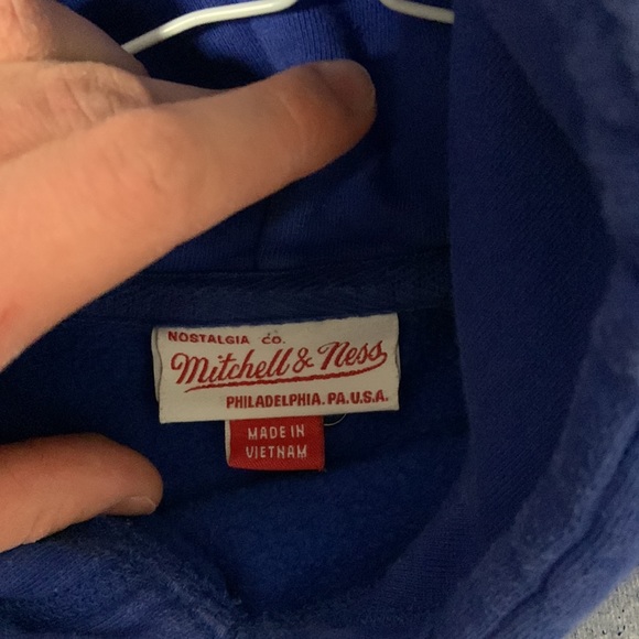 Great condition leaf’s hoodie - Picture 2 of 3